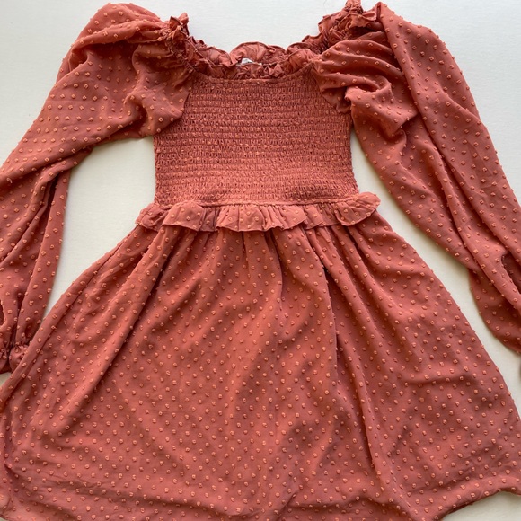 entro | Rust Long Sleeve Ruffle Dress - Picture 4 of 6